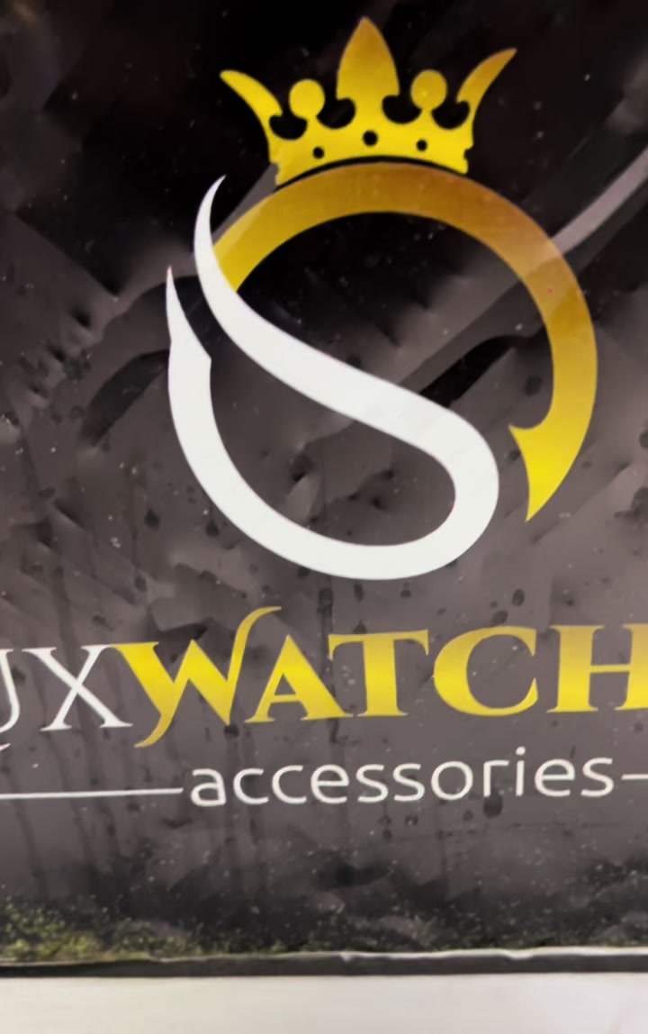 @luxwatchery🇿🇼🇿🇼