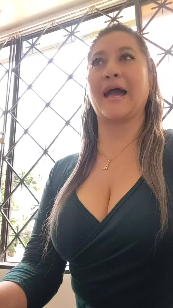 @linda Rey