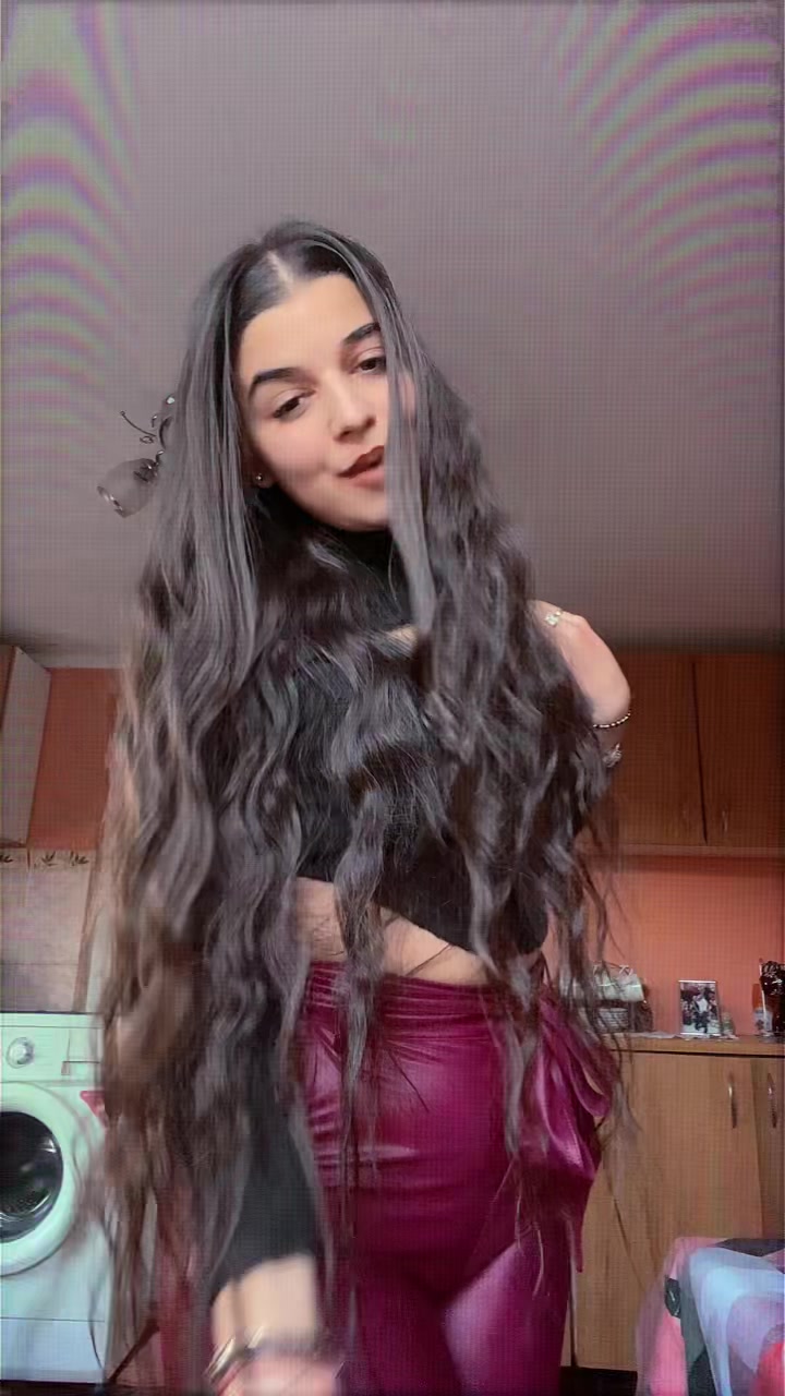 @<3