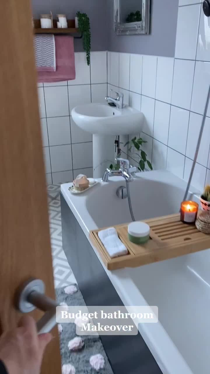 @HomelyRose_