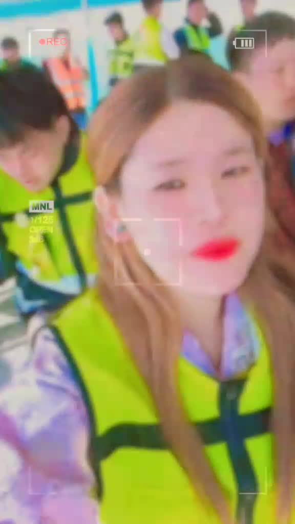 @Maya Singer305