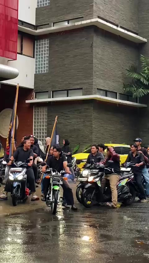 @Kampus_Legoso