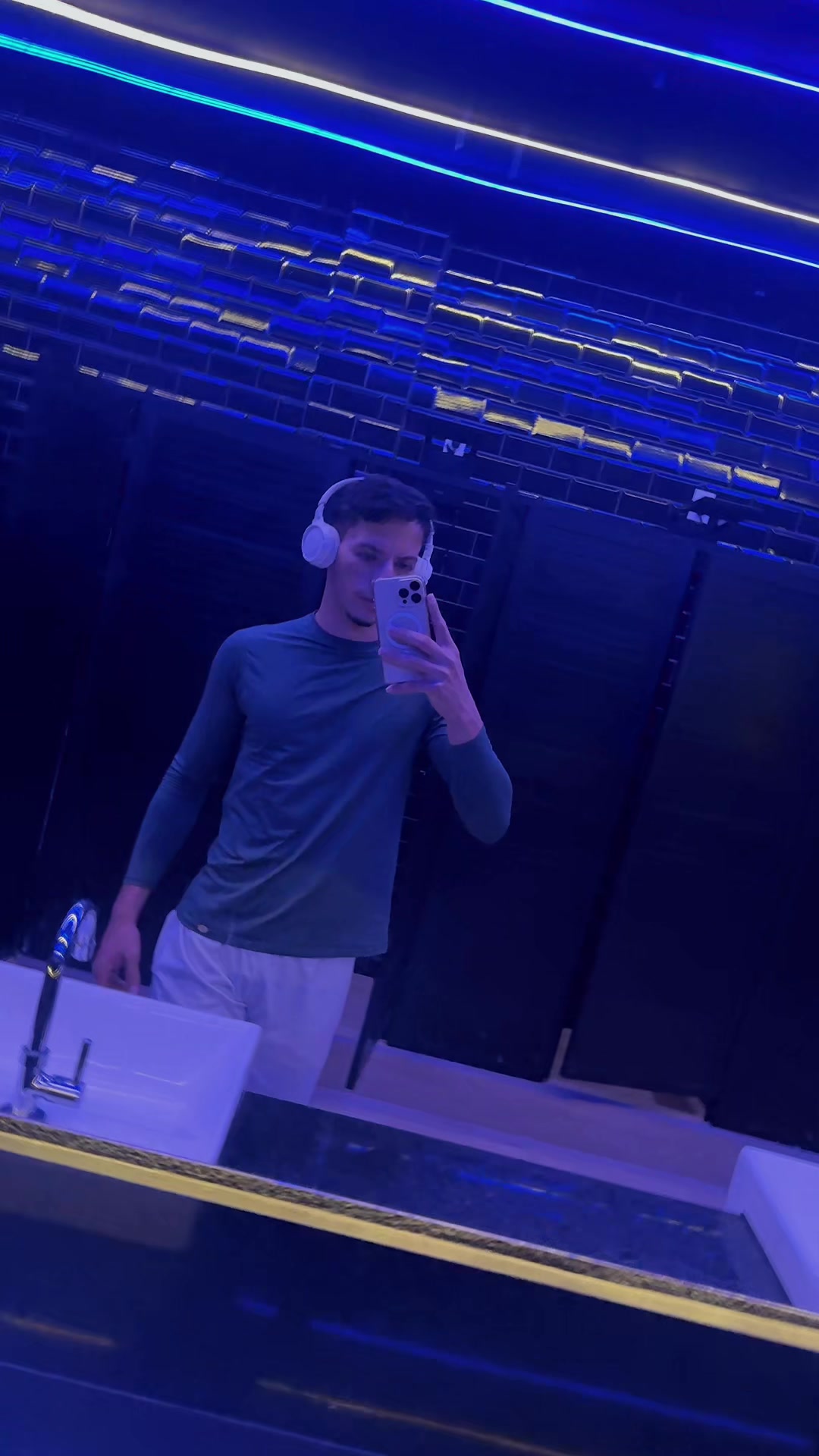 @nandoocoutt