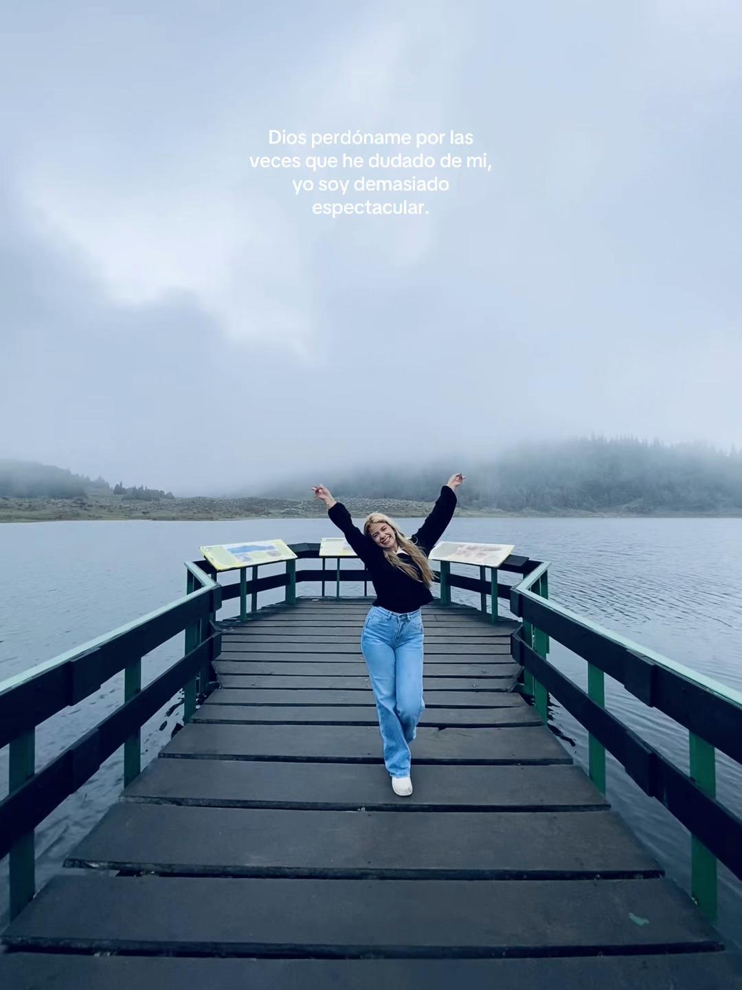 @𝒮ℴ𝒻𝒾𝒶 𝒫ℯ𝓇ℯ𝒾𝓇𝒶