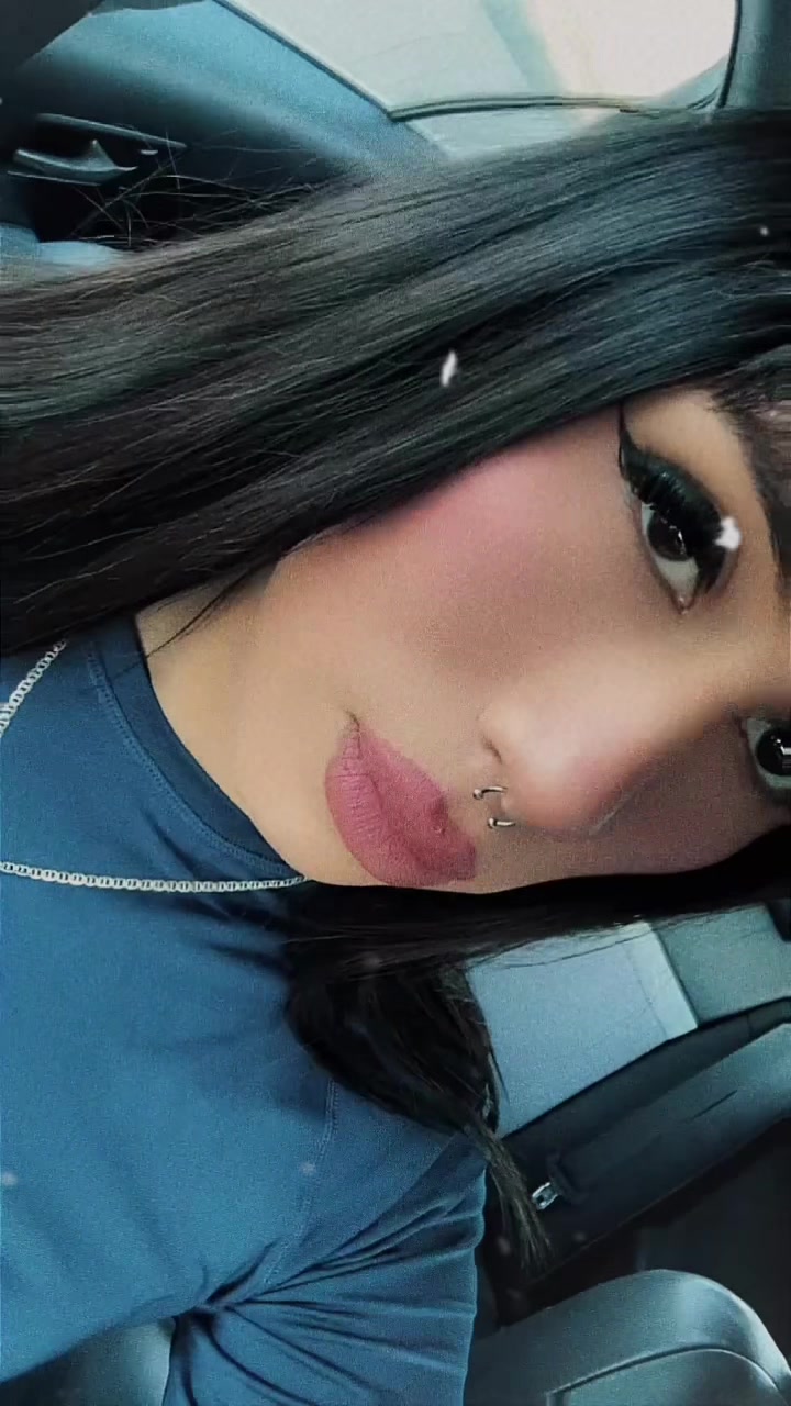@Bella