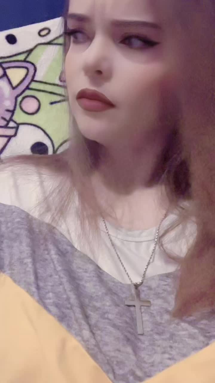 @JᥙstMᥱKᥲthყ🌺