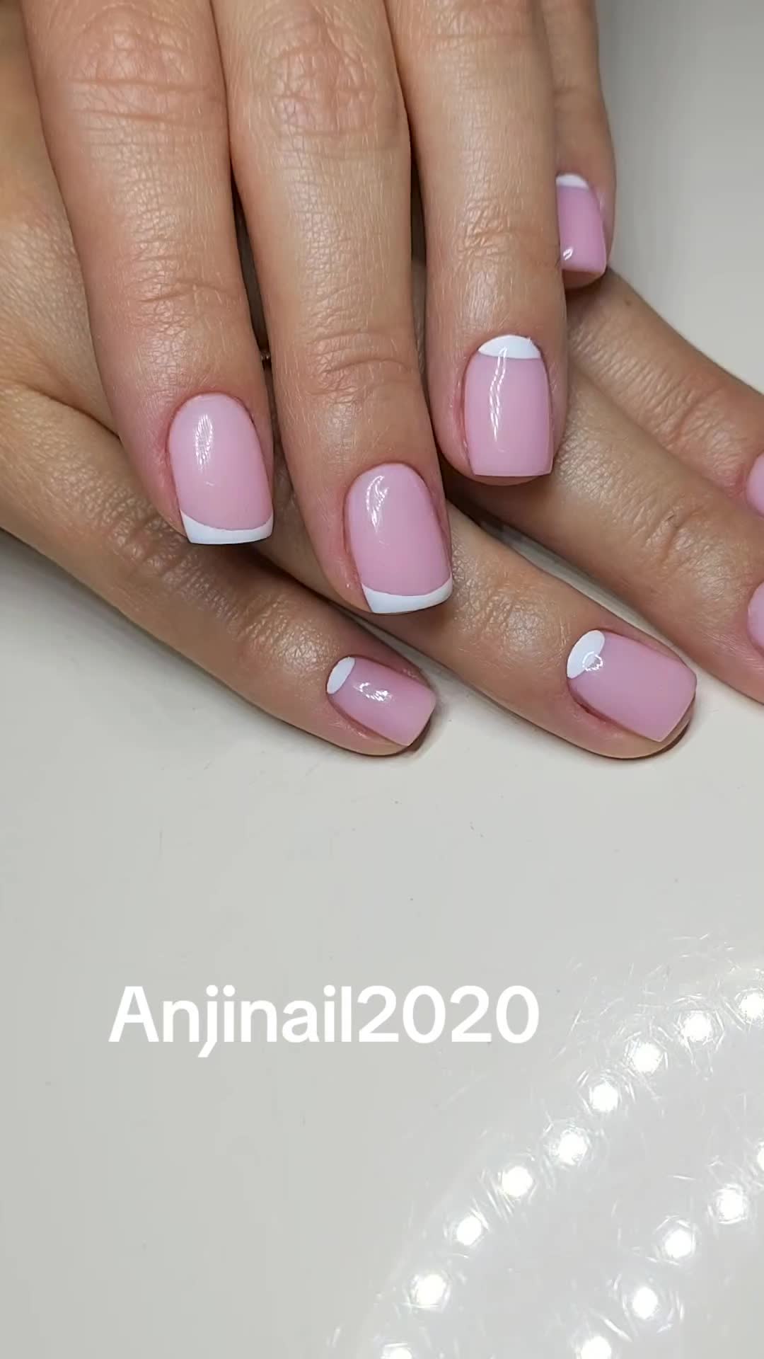 @AnjiNail