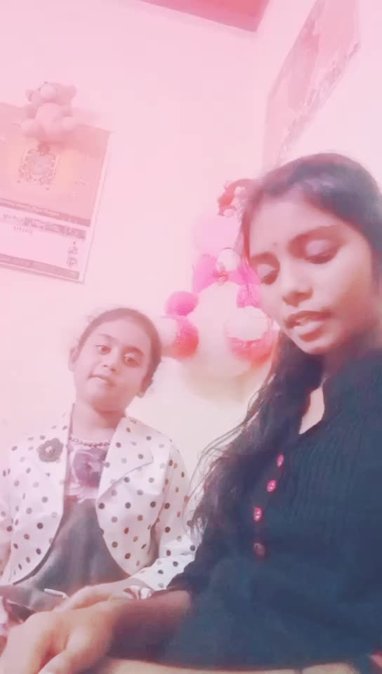 @sparkling_gal_valli