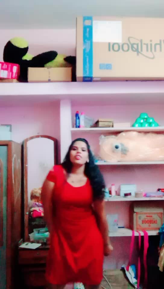@hansikaanu