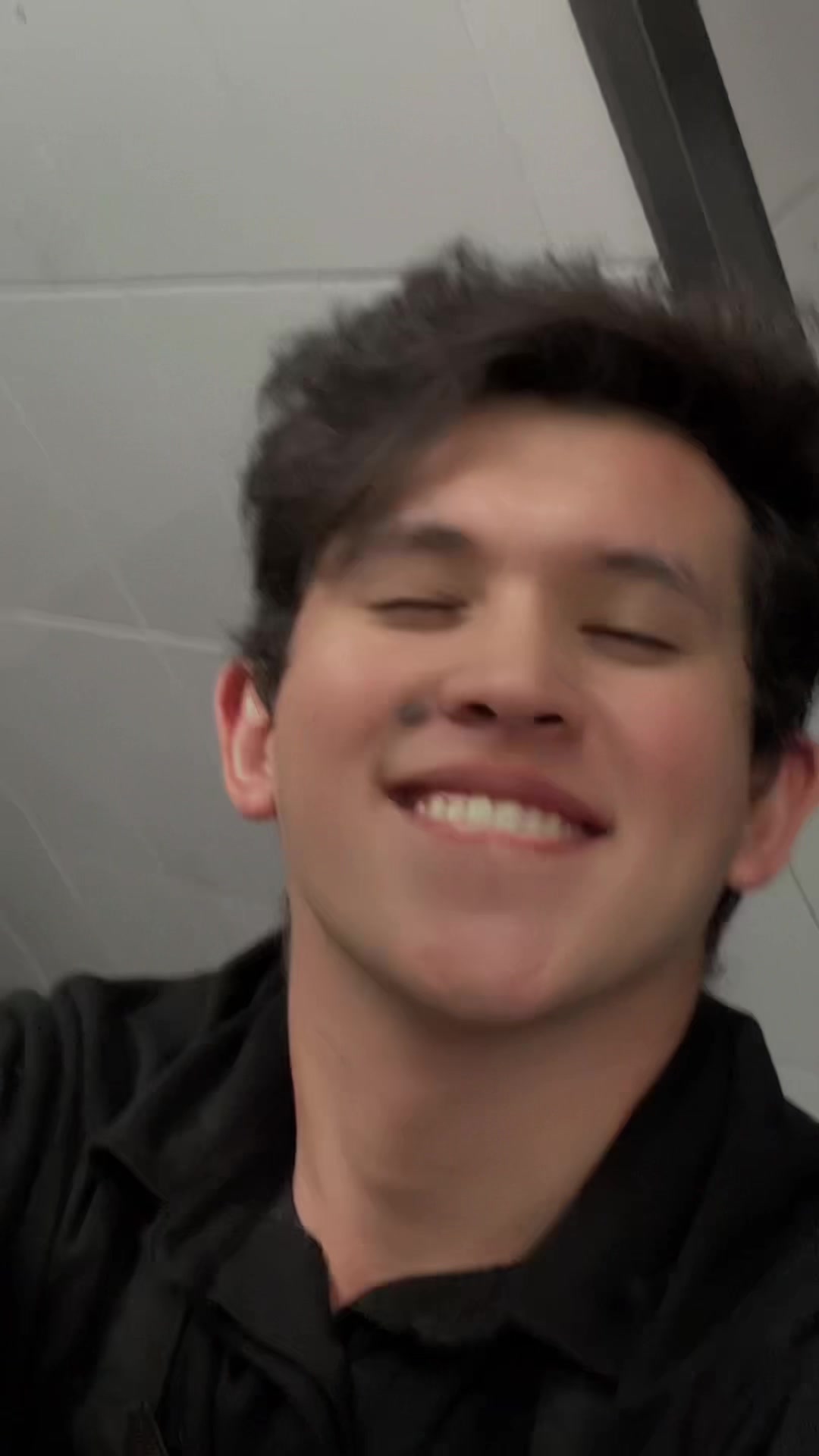 @DanielBrambilaa