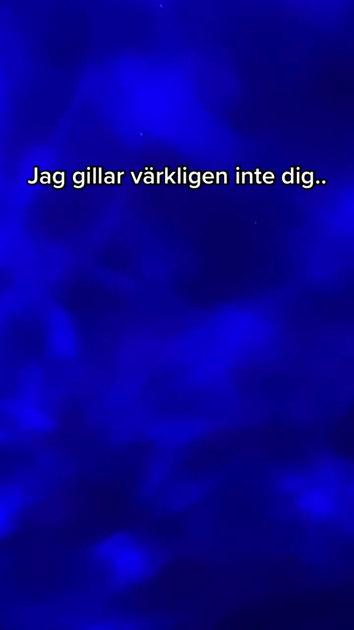 @<33