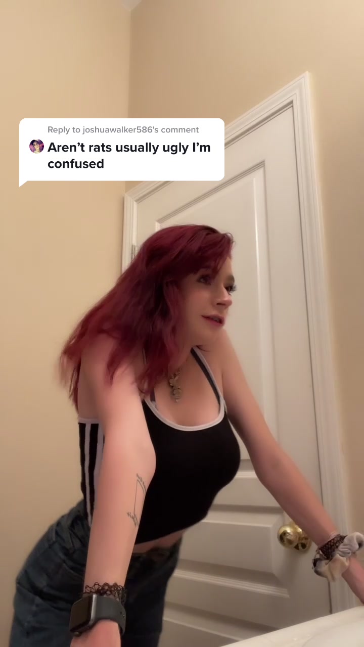 @stray.girl