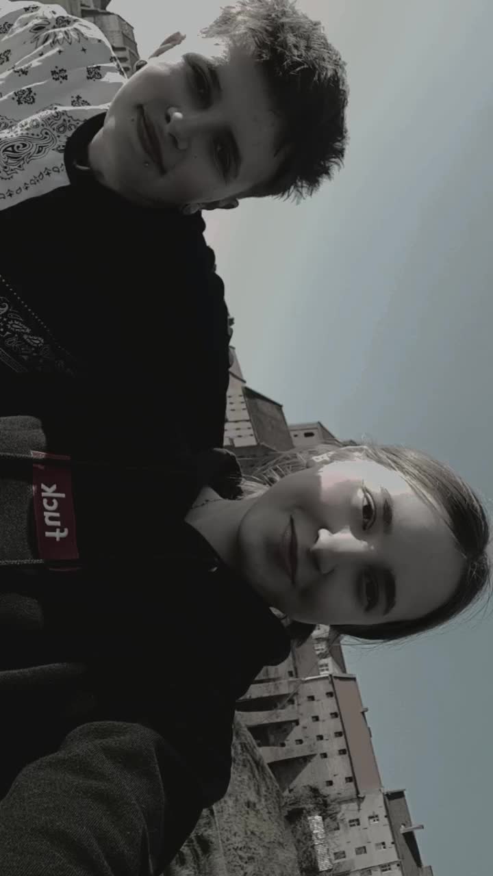 @Paula 🖤