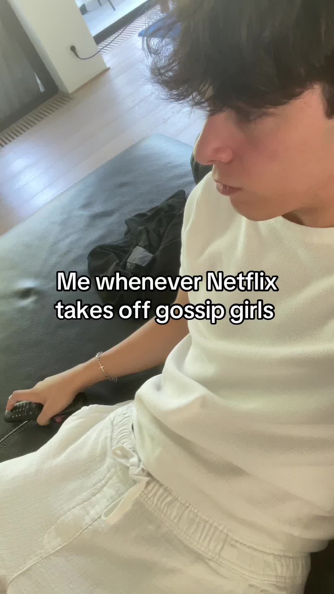 @-M
