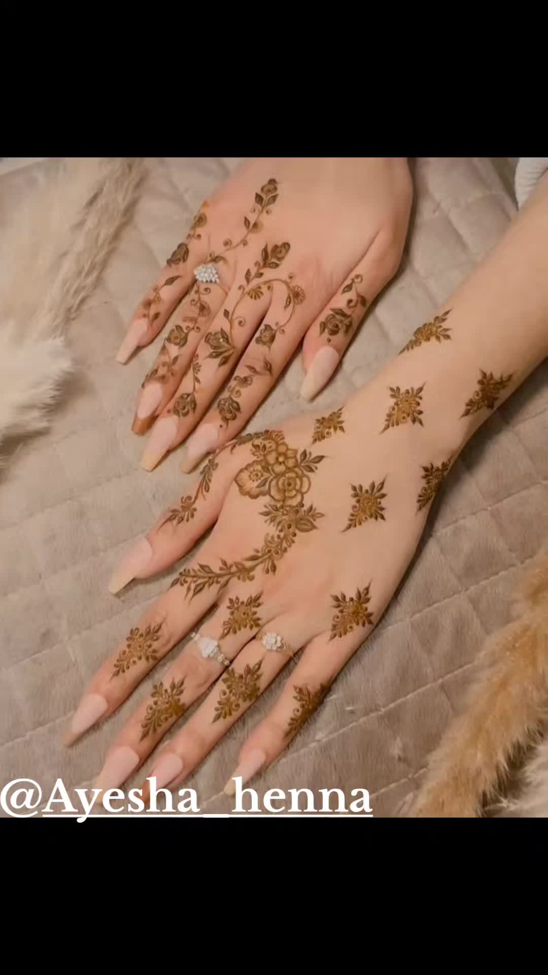@ayesha_henna