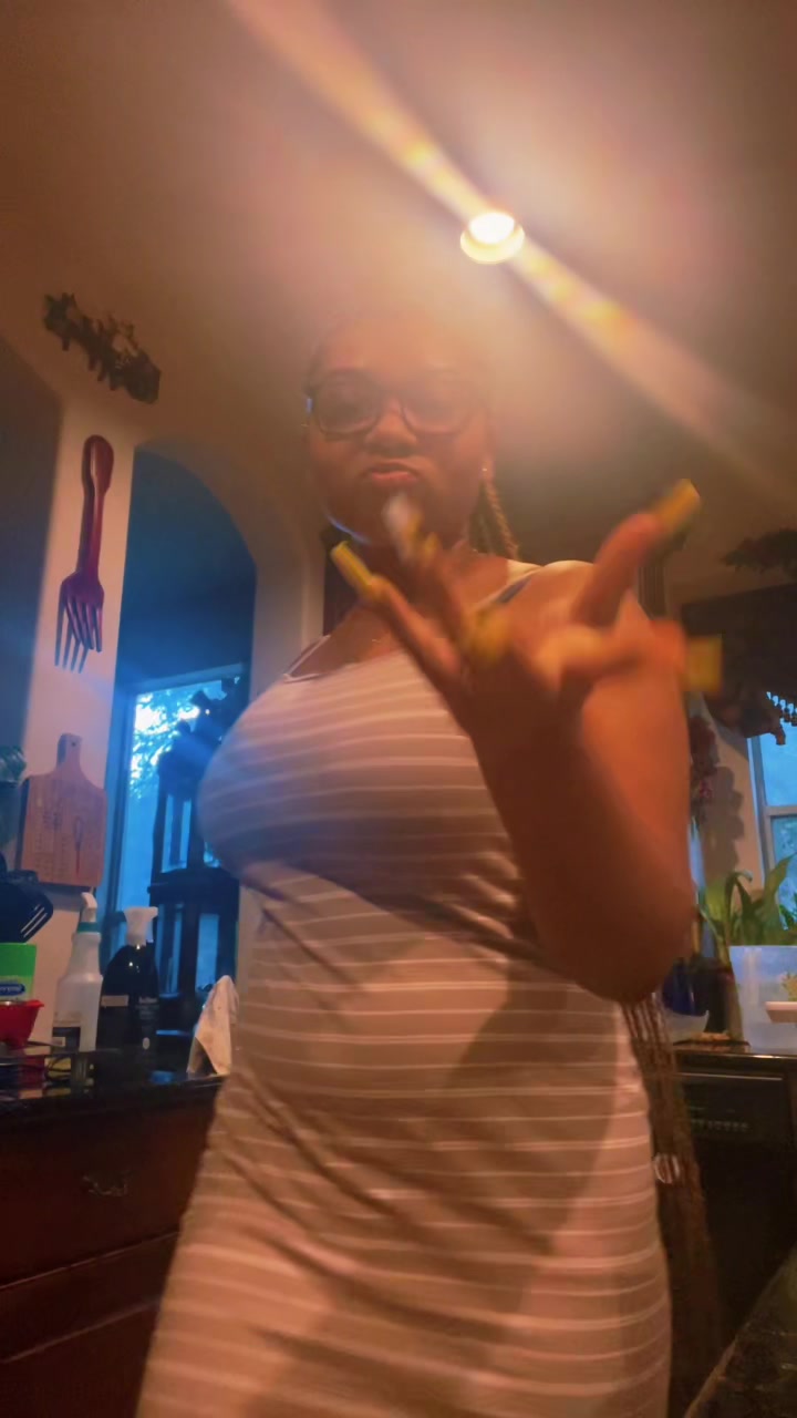 @N&atilde;N&atilde; 