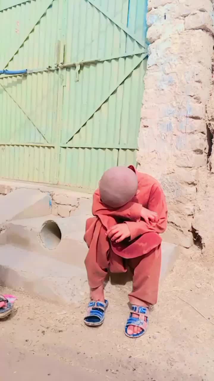 @SozaL Khan🤣