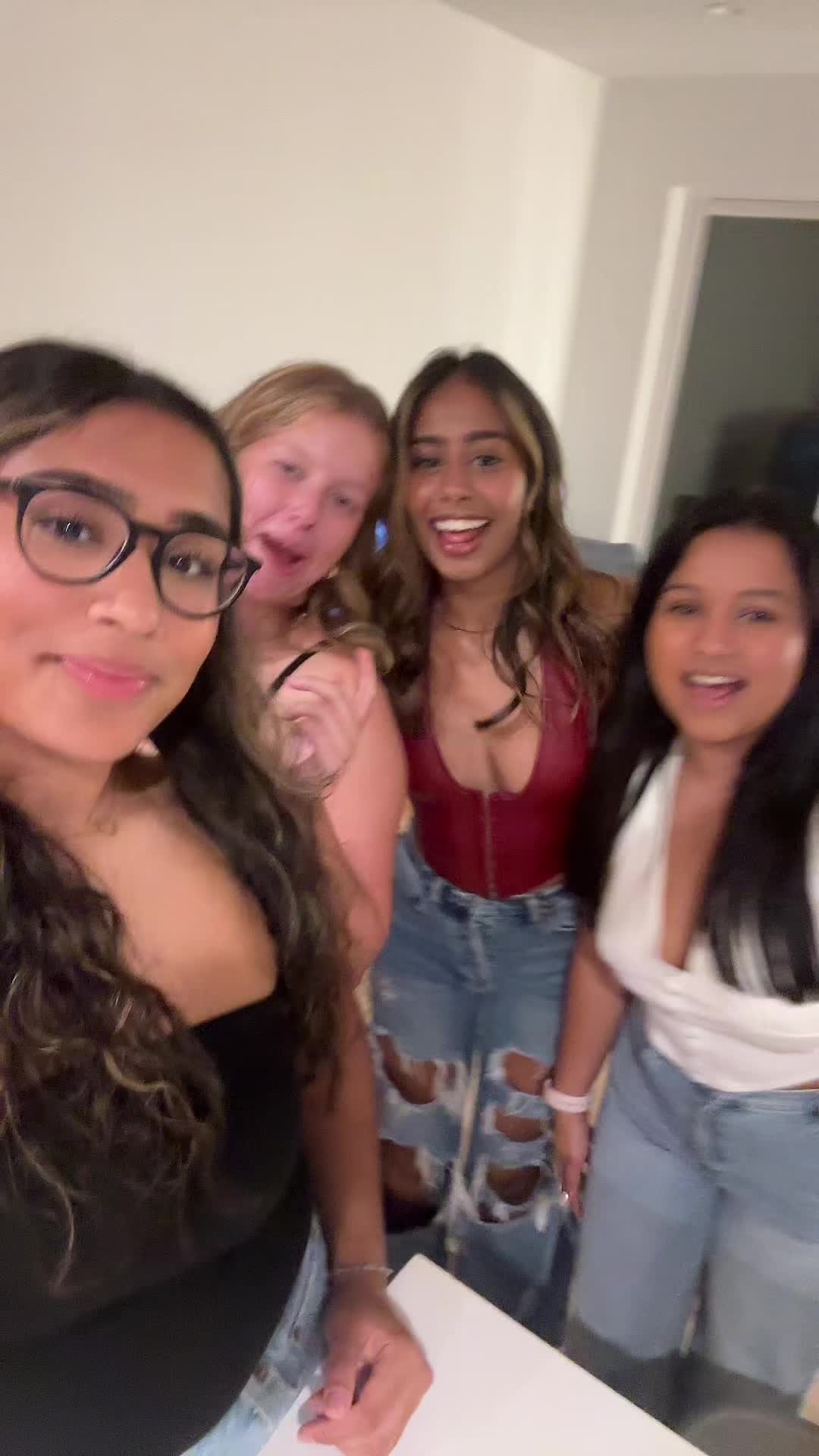 @siya ranat