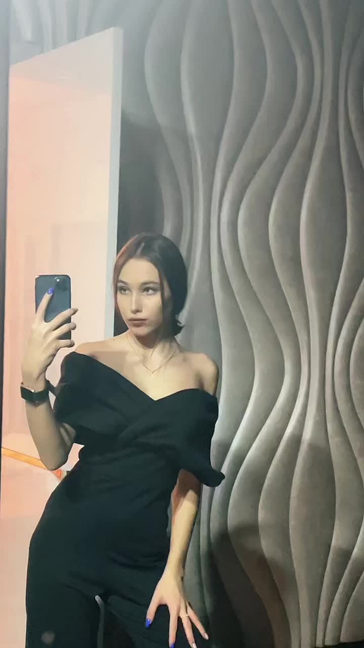 @Alina🧸