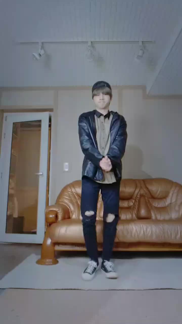 @BLACK6IX_OFFICIAL
