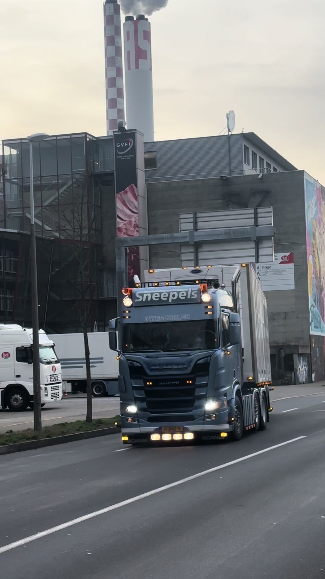 @Drozlucas🇨🇭/🚛🚨🇳🇱🇳🇱