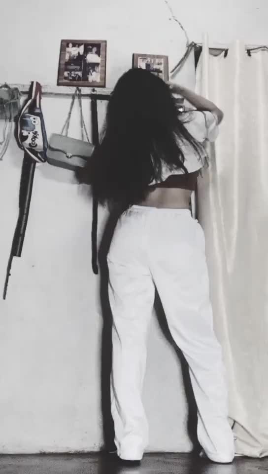@🖤