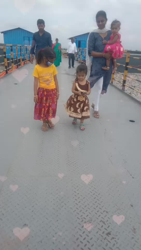 @spoorthireddy