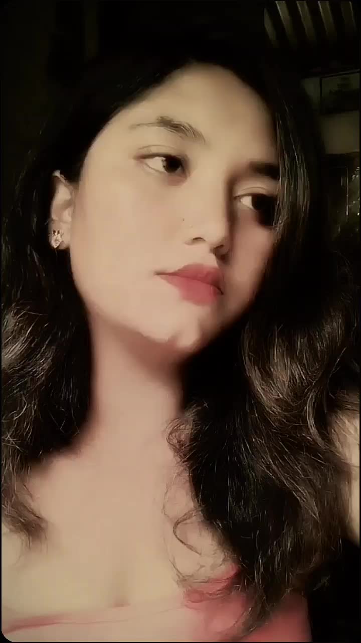 @Anshu🖤💮✨🦋