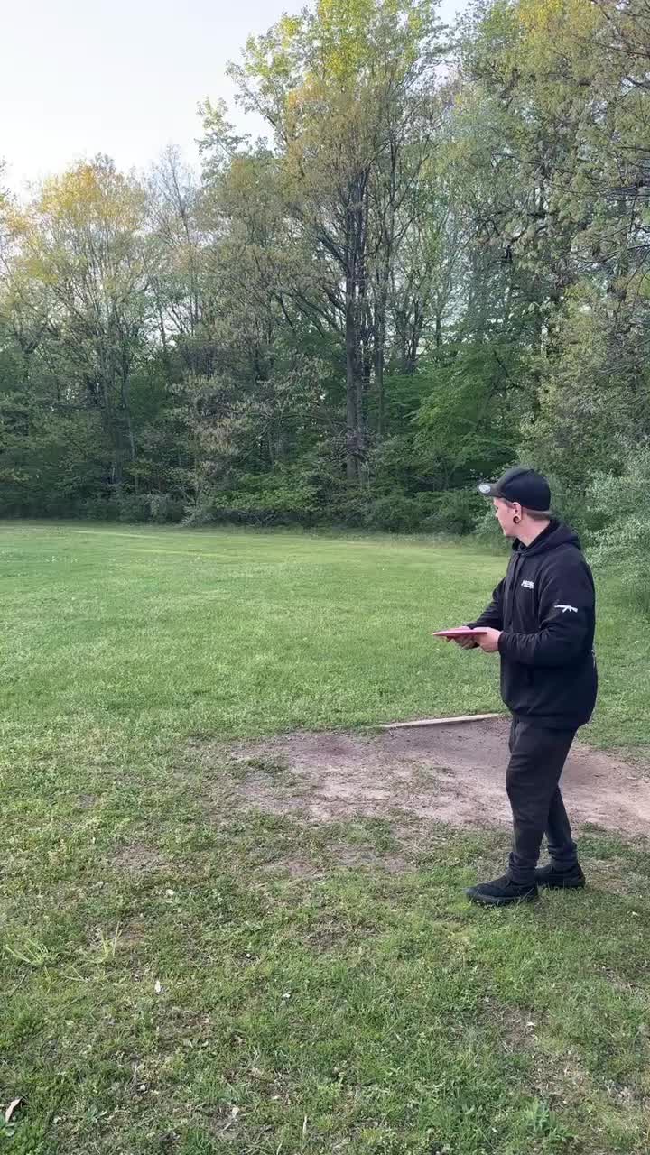 @Brandoneatszombies