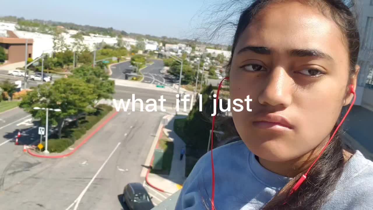 @😐
