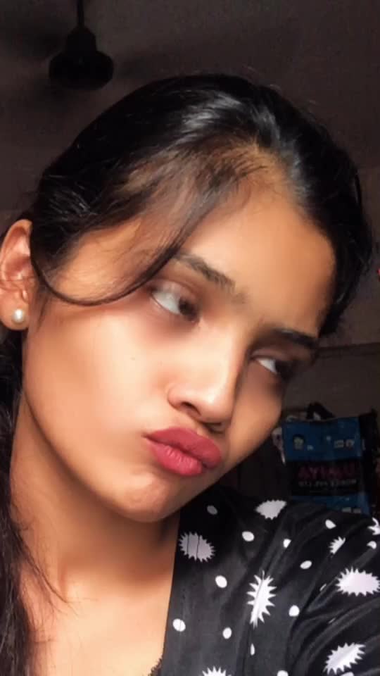@Nishh🖤
