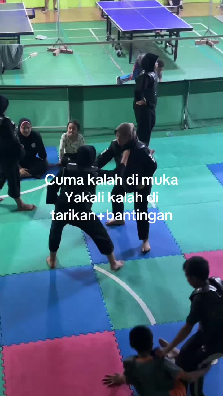 @ReskiAmeliaPutri029