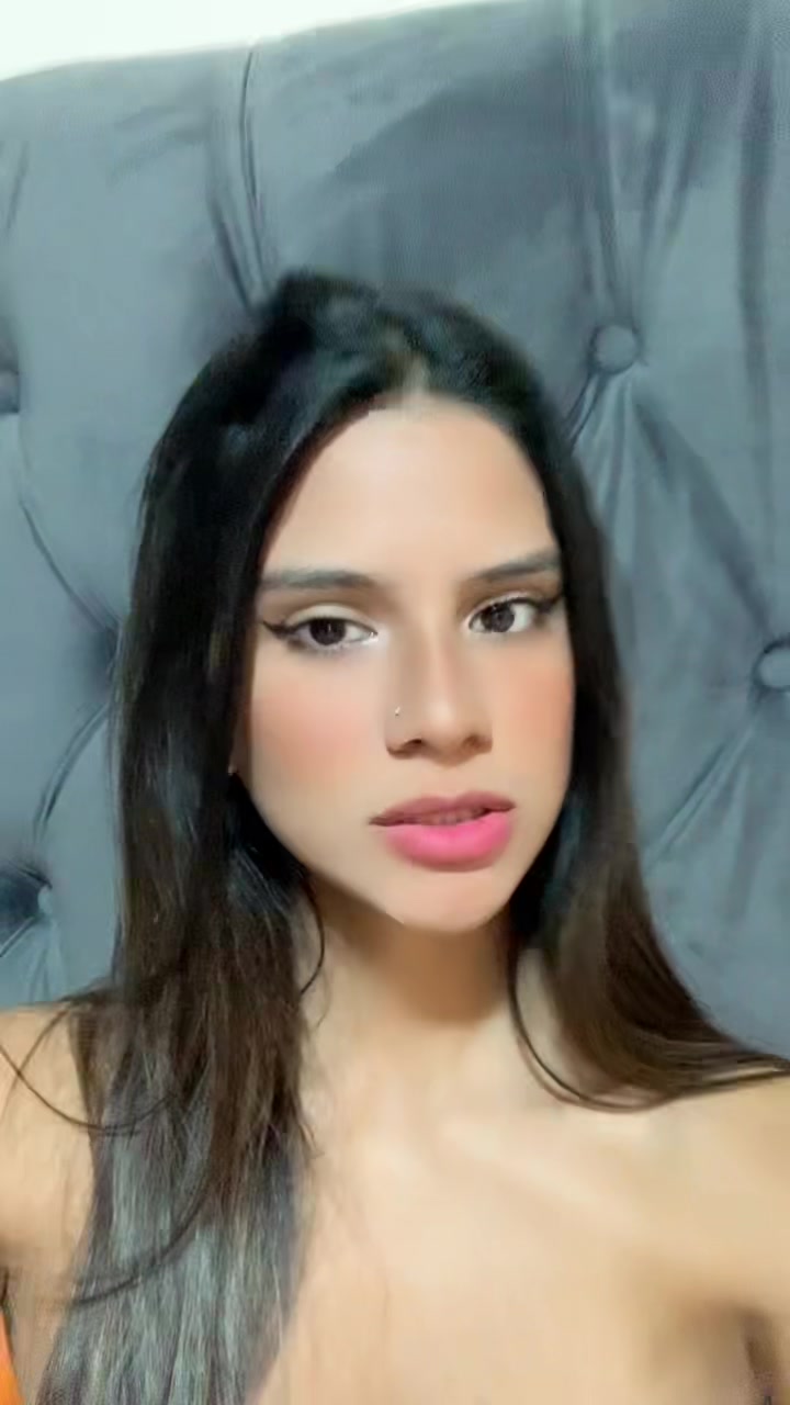 @arii_rojas