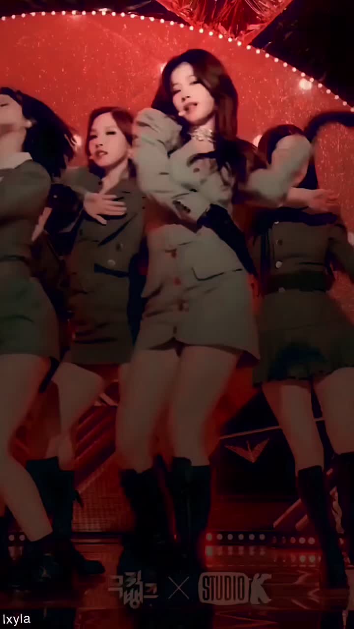 @#1 momo Stan of all time
