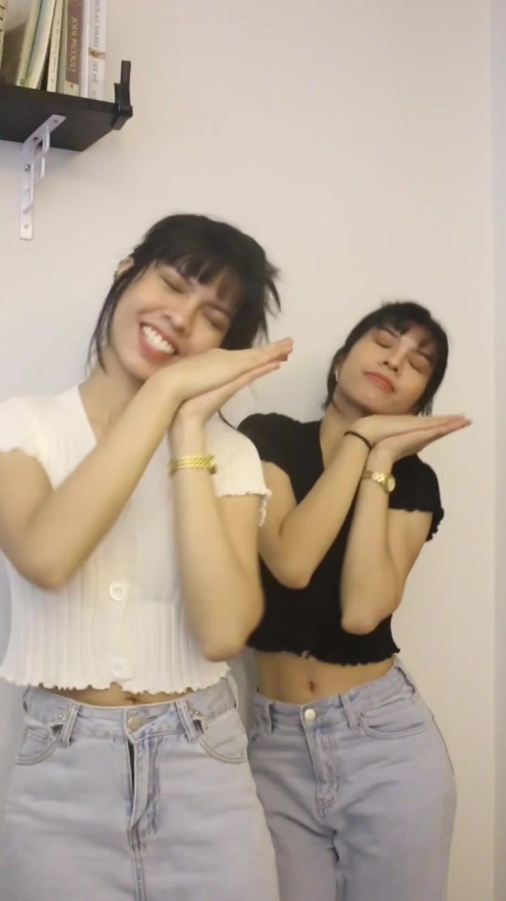 @Tiffany & Stiffani