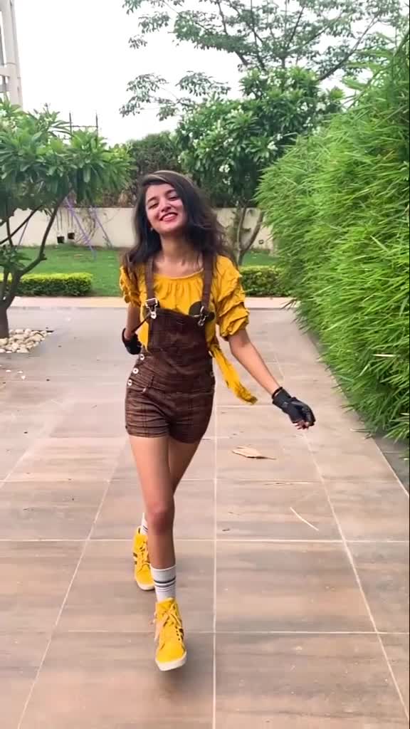 @Anukriti__pandey