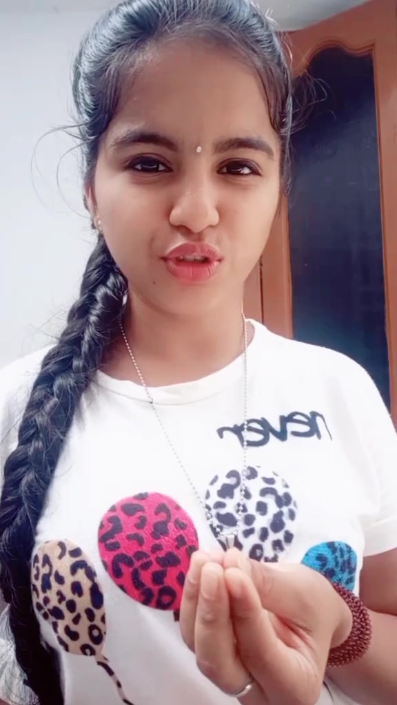 @navya_mudhiraj_200👑