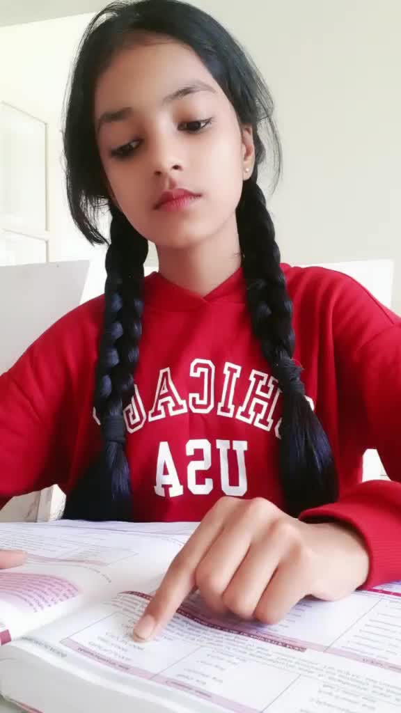 @Laura__Biju