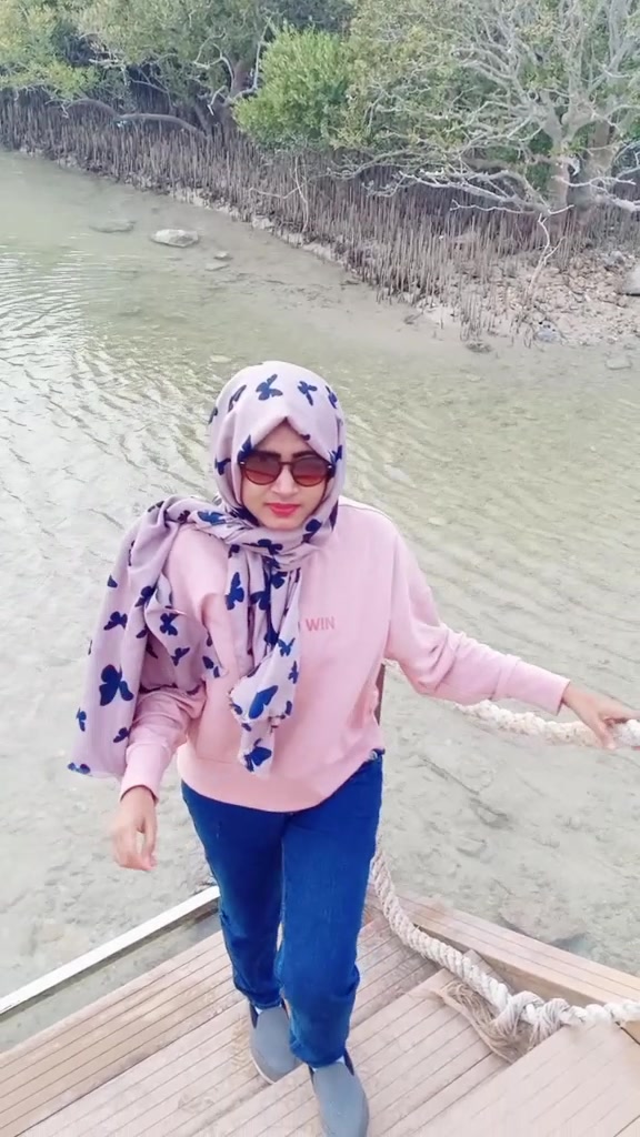 @hello.naz
