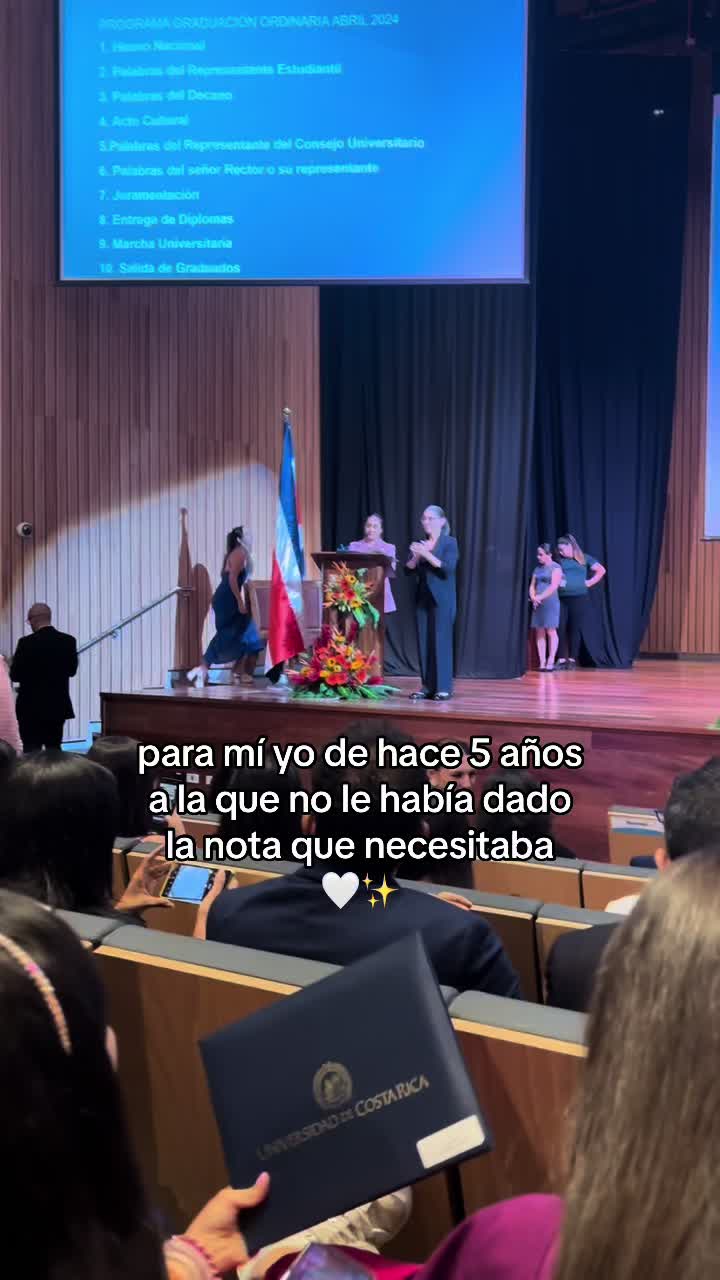 @Melina Serrano 🐞