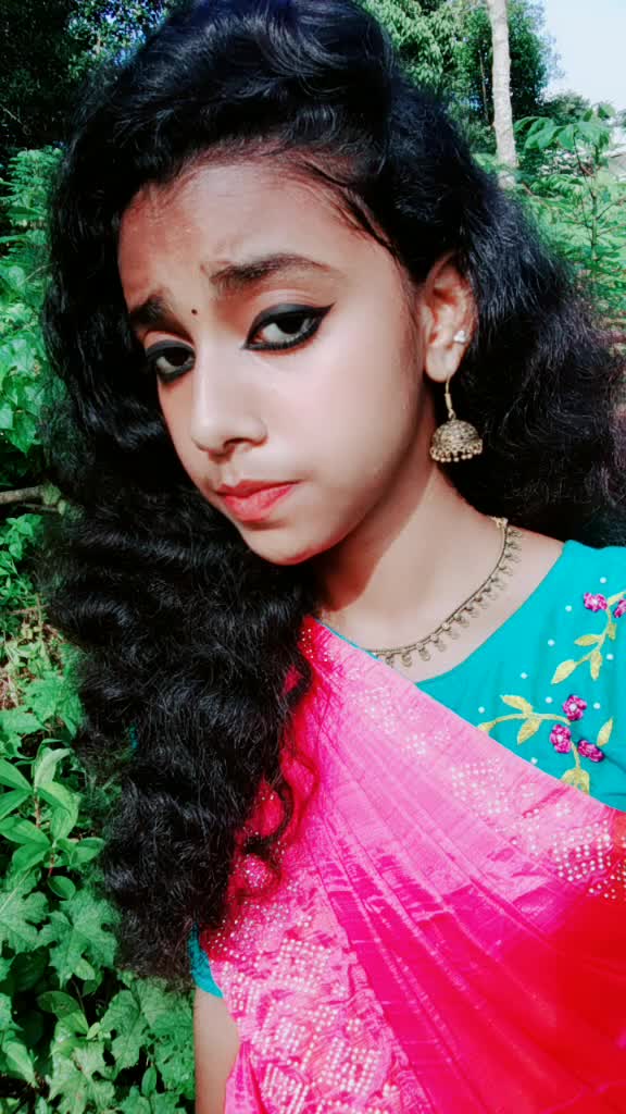 @Theerthana❤️