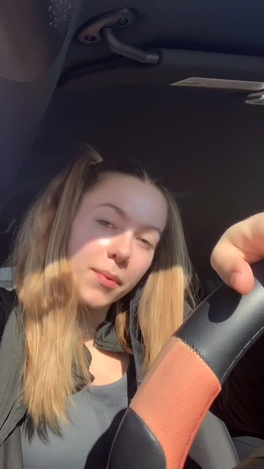 @meghanemeryyy