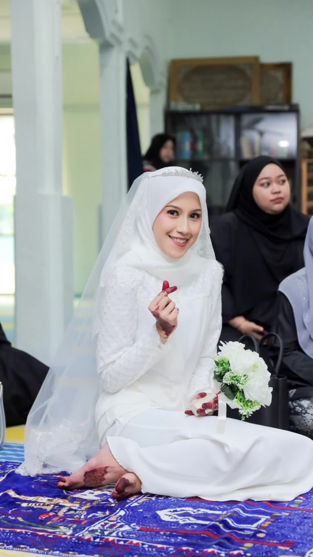 @Farah Nazryy