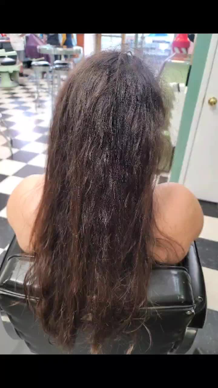@AVILA'S BARBER SALON