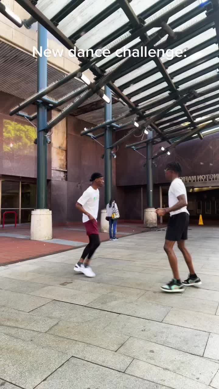 @dancingbari
