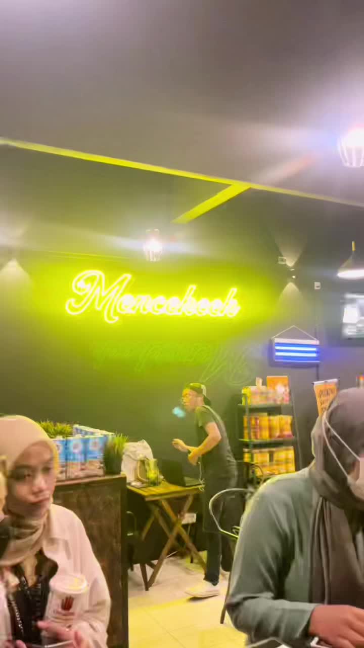 @Mencekeek