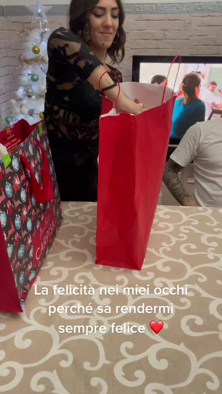 @Anna Pizzoofficial