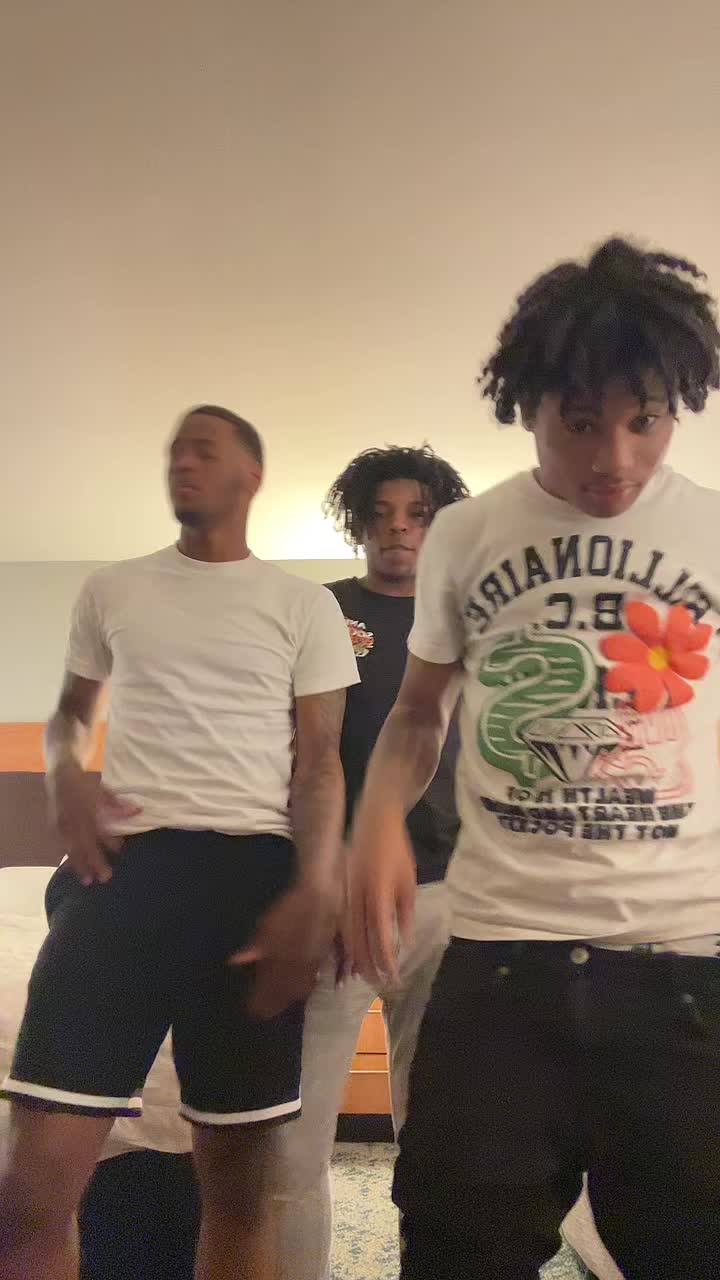 @Mico3💫