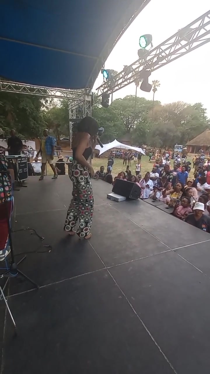 @Sindiswa oSindisiwe