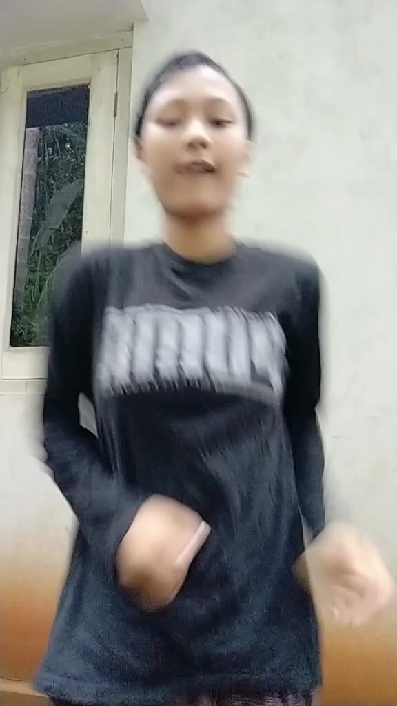 @anukyarora